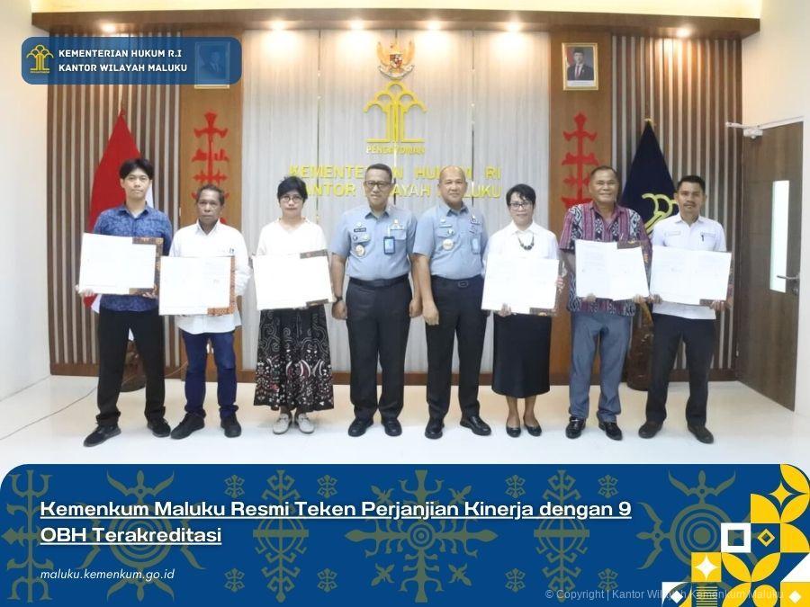 Kemenkum_Maluku_Resmi_Teken_Perjanjian_Kinerja_dengan_9_OBH_Terakreditasi.jpg