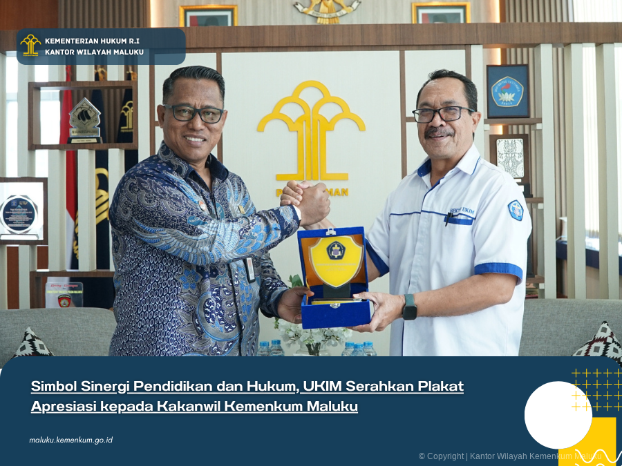 SIMBOL_SINERGI_PENDIDIKAN_DAN_HUKUM_UKIM_SERAHKAN_PLAKAT_APRESIASI.png