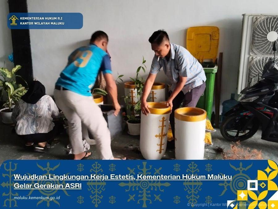 WUJUDKAN LINGKUNGAN KERJA ESTETIS, KEMENTERIAN HUKUM MALUKU GELAR GERAKAN ASRI